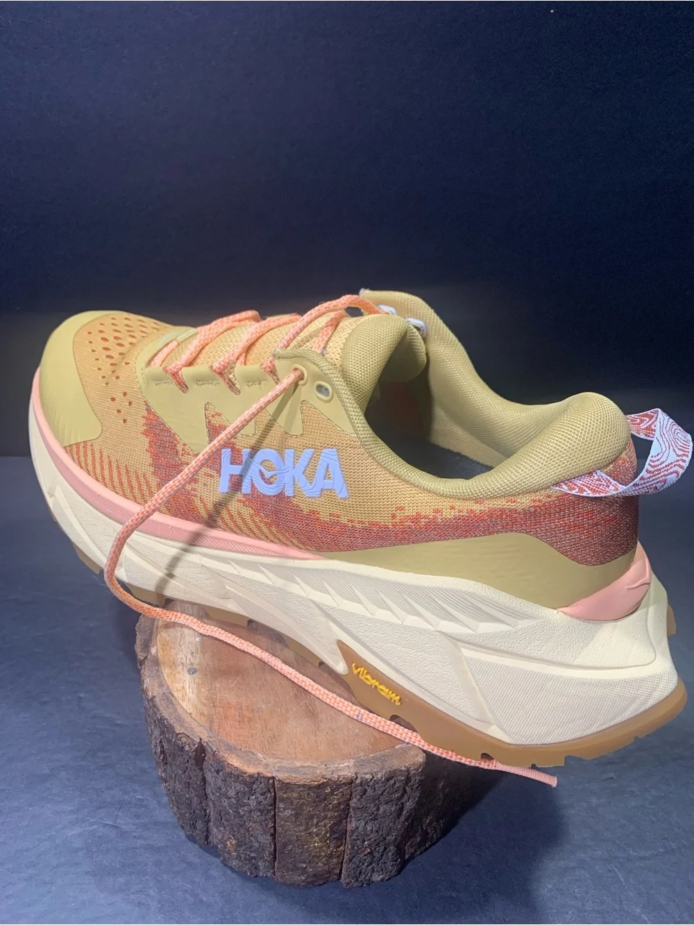 Hoka skyline float